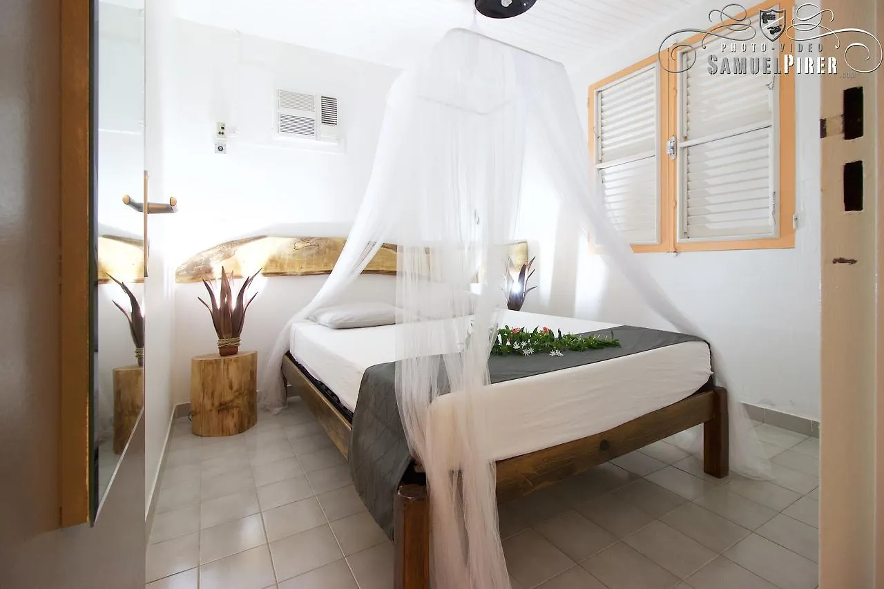 Orcea & Spa Sejours Ecofriendly Sainte-Anne 0*,